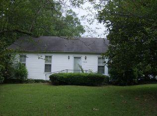 1325 Garden Ln, Corinth, MS 38834