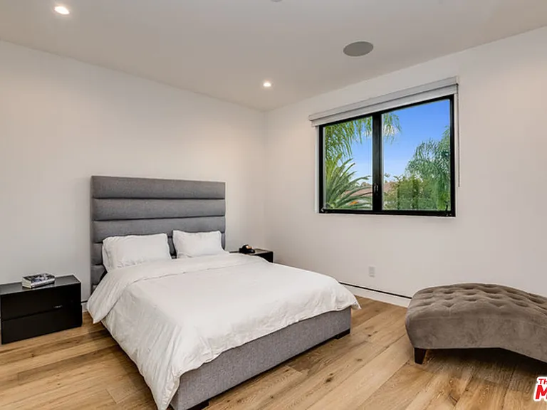 25879 Chalmers Pl — Photo 33