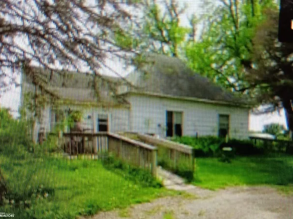 302 S High St, Delta, IA 52550