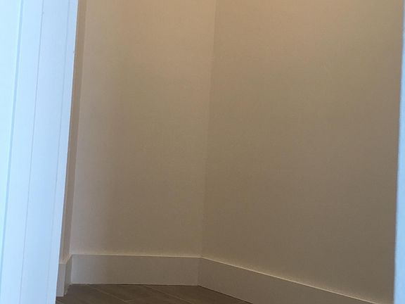 4th image of 1502 E 28th St #5
