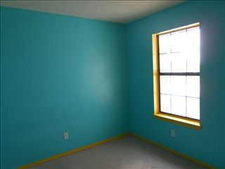 3rd image of 2717 Mi Tierra Dr