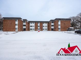 191 W Kennett Rd APT 304, Pontiac, MI 48340