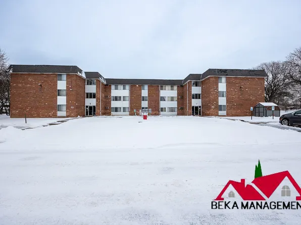 191 W Kennett Rd APT 304, Pontiac, MI 48340