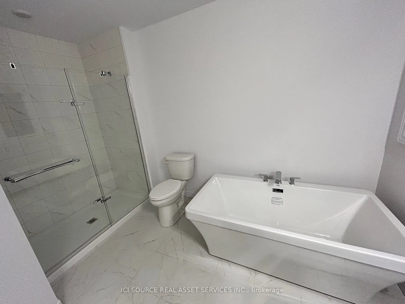 4 bed, $2,975 — Photo 3