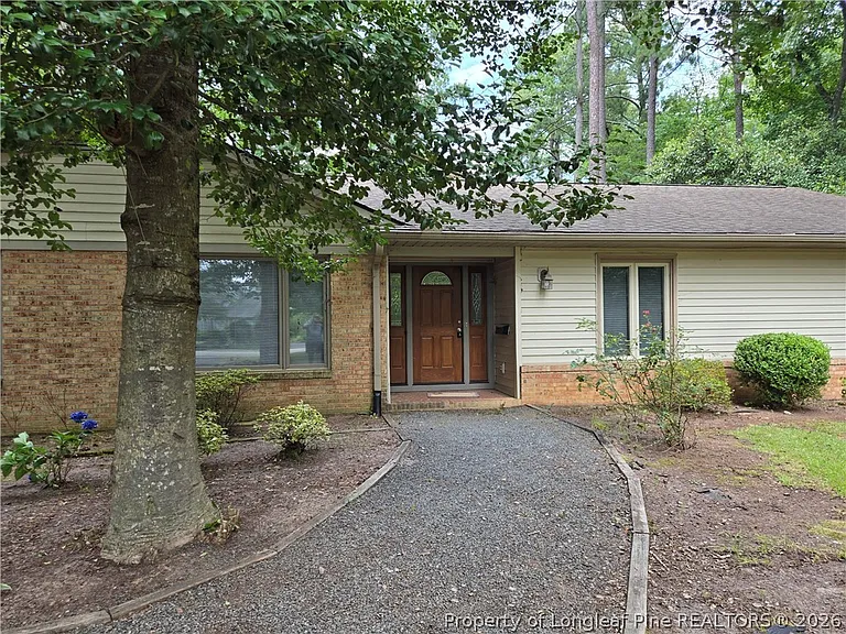 625 Loblolly Dr — Photo 2