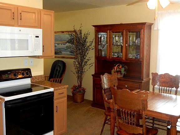 5th image of 537 New Market Dr