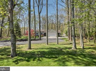 320 Creek Rd, Delran, NJ 08075