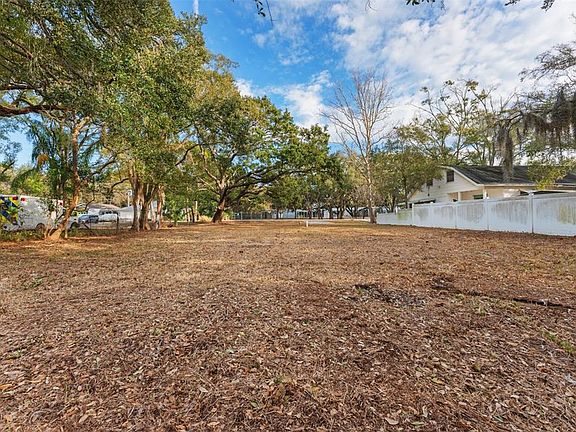 5th image of 503 BUCKINGHAM AVENUE W LOT 0130