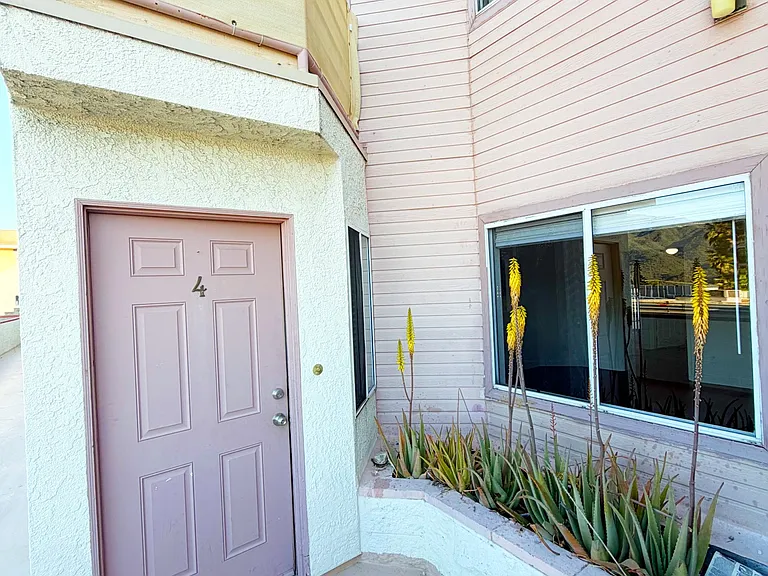 3119 Foothill Blvd #4 — Photo 37