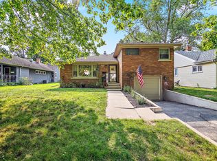 1165 S 8th Ave, Kankakee, IL 60901