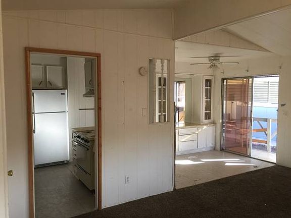 4th image of 350 Lee Ave Lot 40