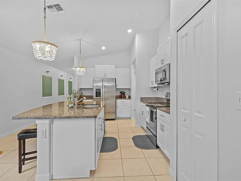 5554 Blue Azure Dr — Photo 15