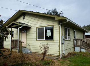 492 Walker Ln, Rio Dell, CA 95562