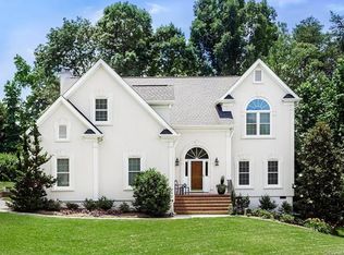 15805 Riverdowns Ct, Charlotte, NC 28278