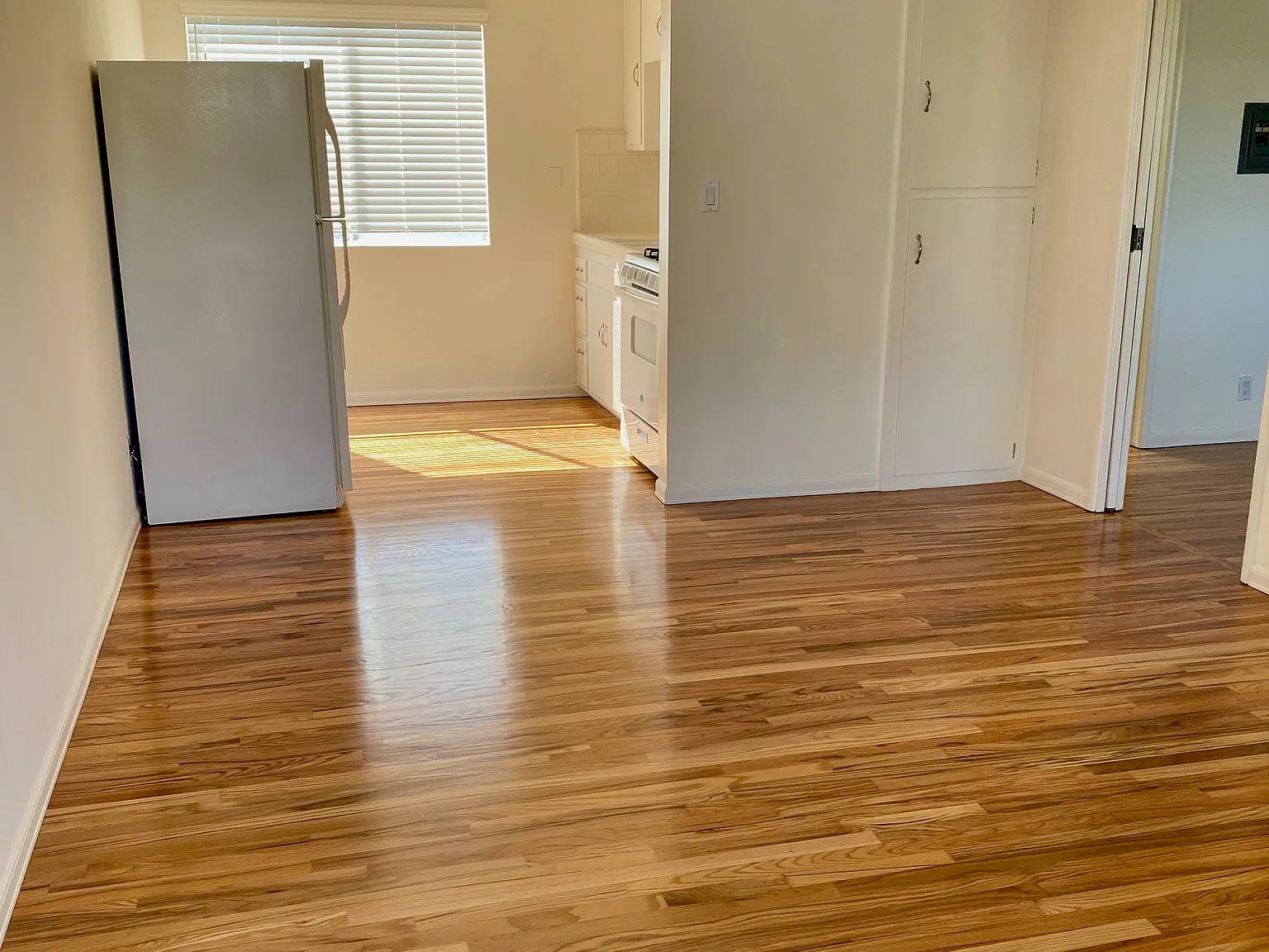 1 bed, 500 sqft, $2,100 — Photo 3