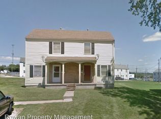 9521 Charlotte St, Kansas City, MO 64131