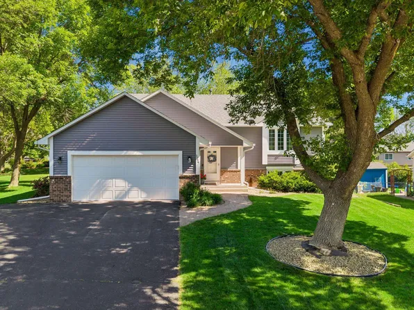 9056 Glacier Rd, Woodbury, MN 55125
