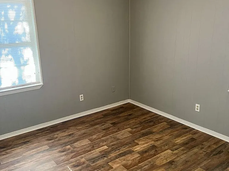 6255 Memphis Ave — Photo 12