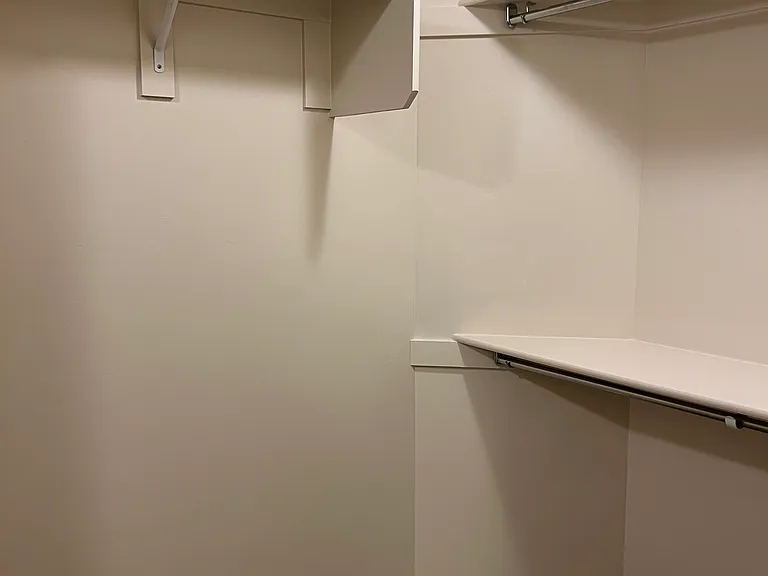 50 N 2050 W — Photo 22