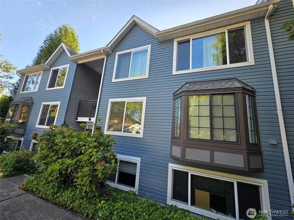 12716 NE 144th Street #D202, Kirkland, WA 98034