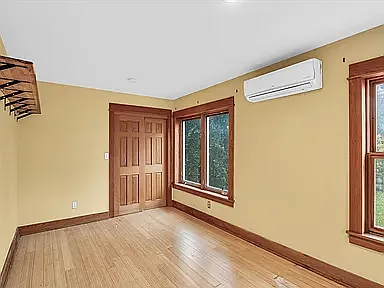 506 S Poplar St — Photo 20