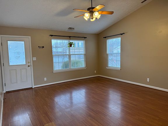 3rd image of 3167 Stratus Ct