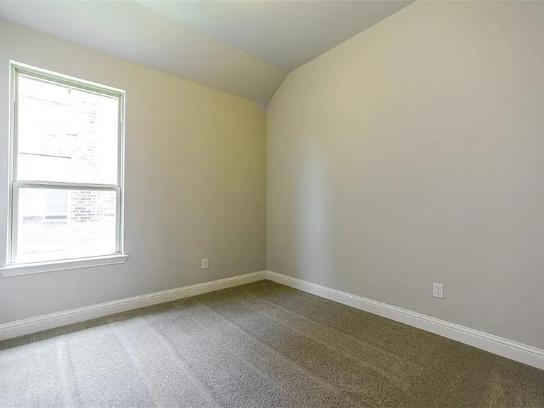 1620 Adams Pl — Photo 8