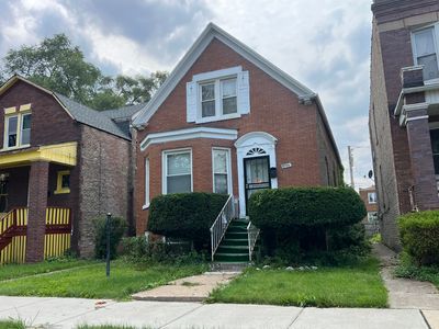 5744 S Honore St, Chicago, IL, 60636