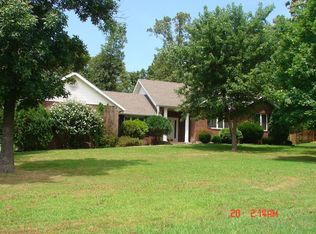 439 Bluff Rd, Marshfield, MO 65706