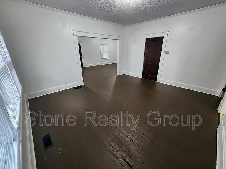 1659 2nd Ave — Photo 3