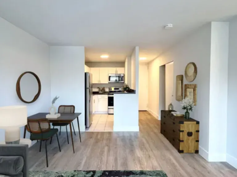 1346 N Dearborn St #11B — Photo 3