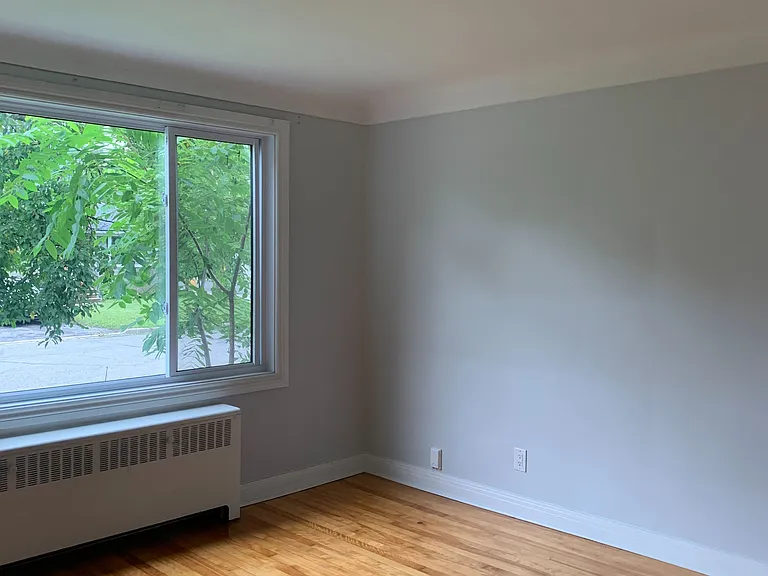 96 Ontario St #2 — Photo 4