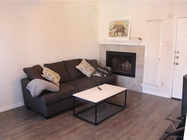 706 W 24th St APT 203, Austin, TX 78705