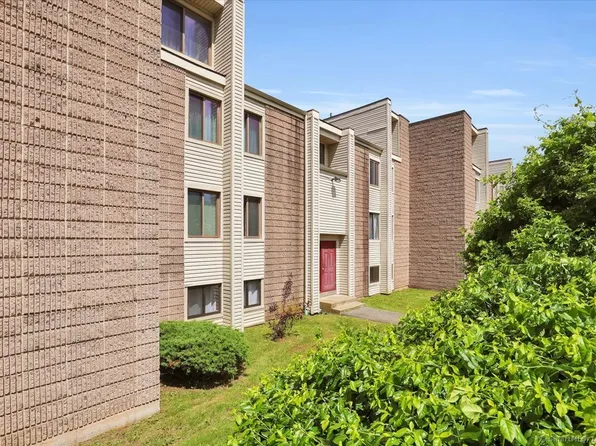 60 Burgundy Hill Lane #60, Middletown, CT 06457