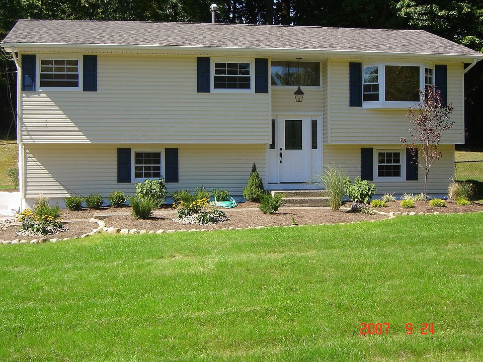 1st image of 34 East St