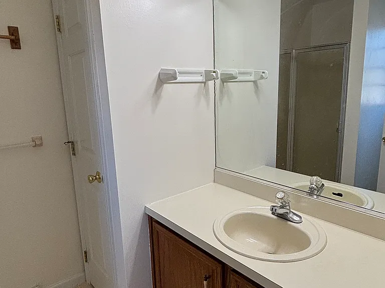 408 Tamarack Dr — Photo 35