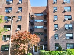 7505 210th St APT 2P, Oakland Gardens, NY