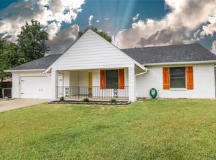 103 E 20th Ct, Owasso, OK 74055