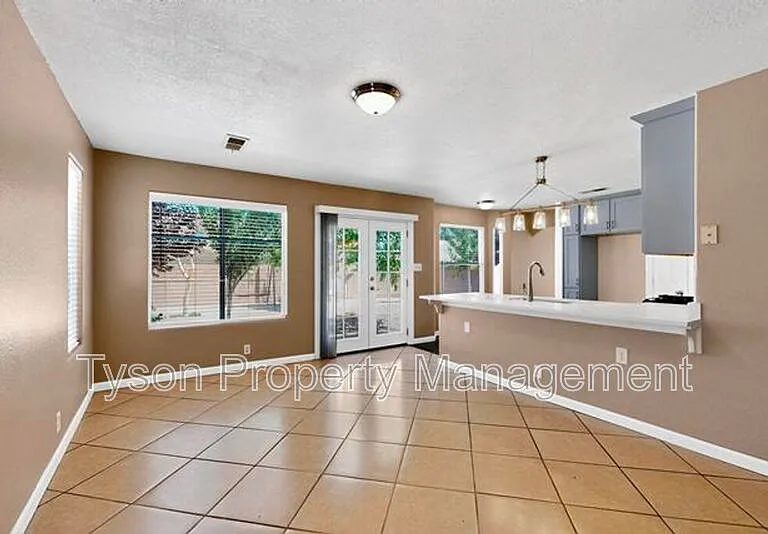 5801 Day Dreamer Rd NW — Photo 8