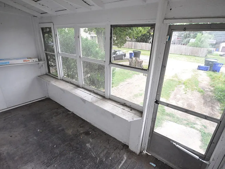 25 E Blake Ave — Photo 14