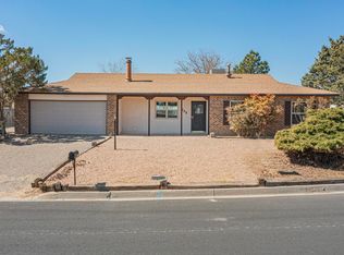 725 Hydra Rd SE, Rio Rancho, NM 87124