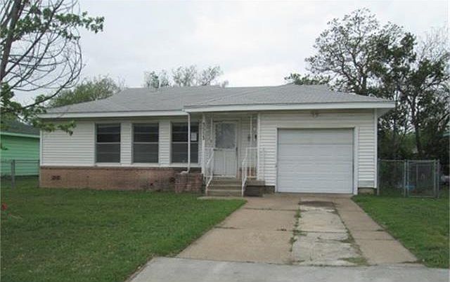 1st image of 3553 Revere Dr
