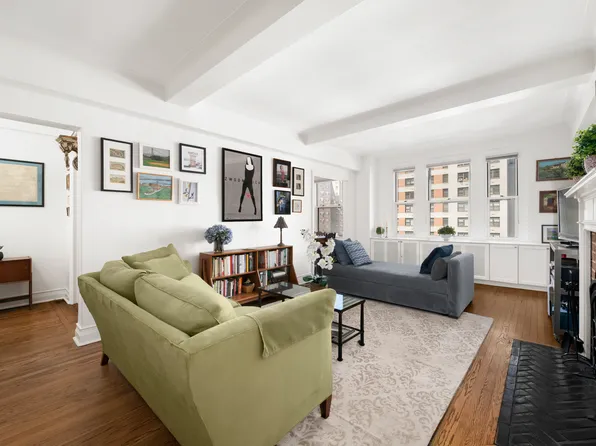 315 East 68th Street image 1 of 20