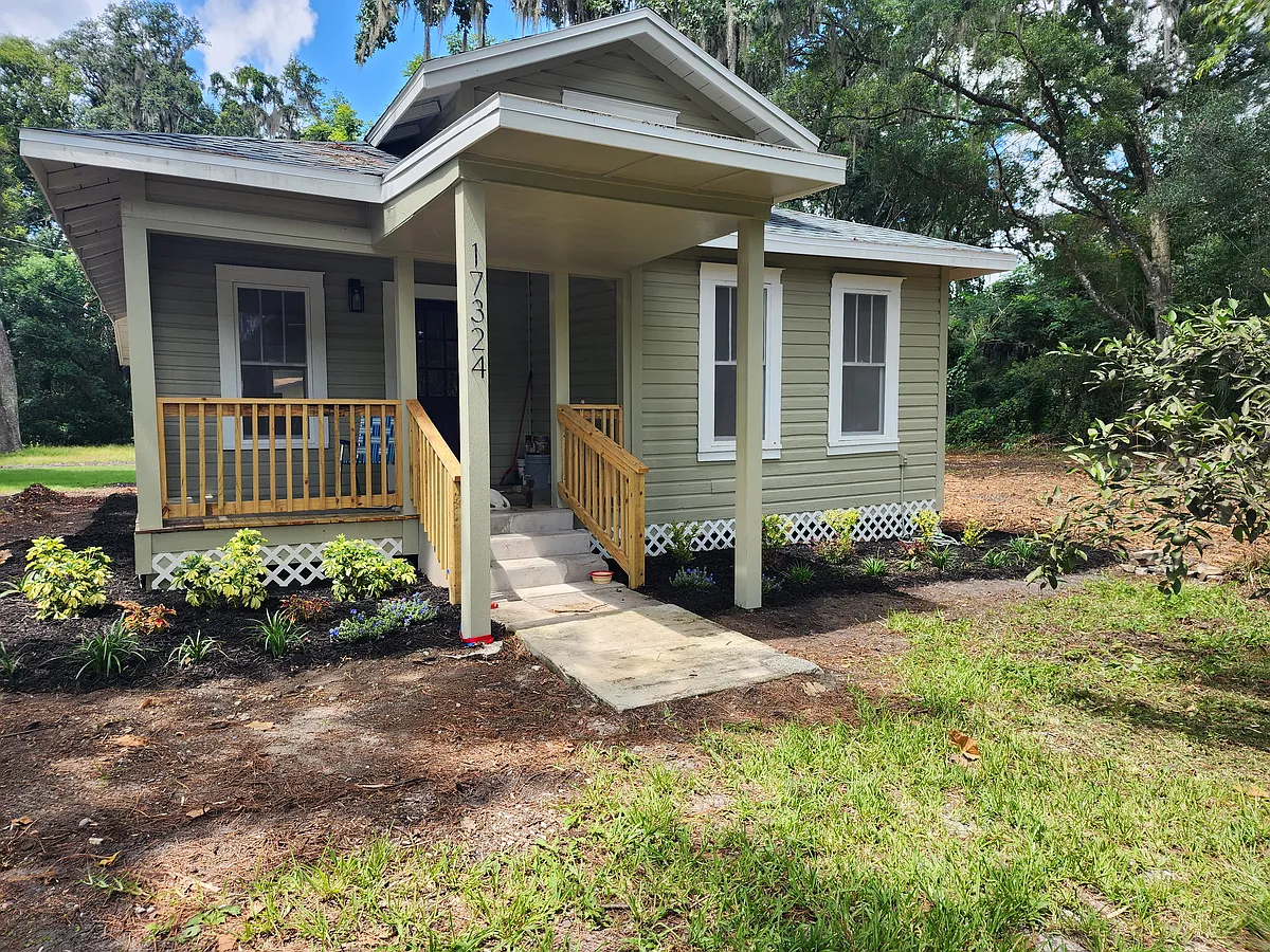 Building Photo - 17324 SW 135th Ln