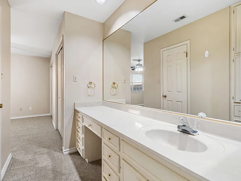 2408 Enfield Rd #211 — Photo 17