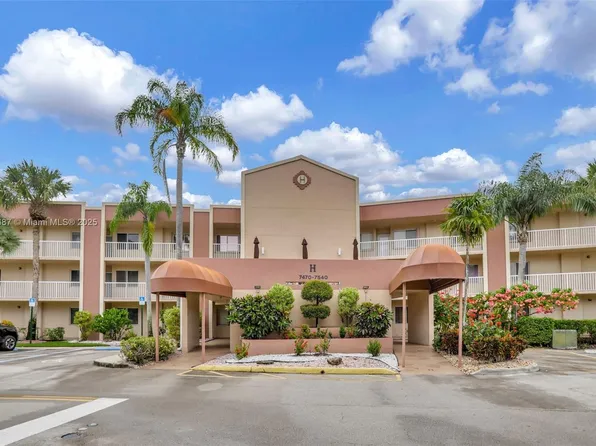 7520 N Devon Dr #302, Fort Lauderdale, FL 33321
