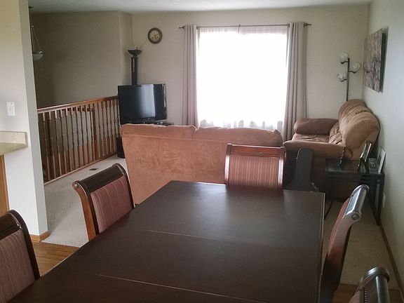 4th image of 2615 NW Chambers Dr