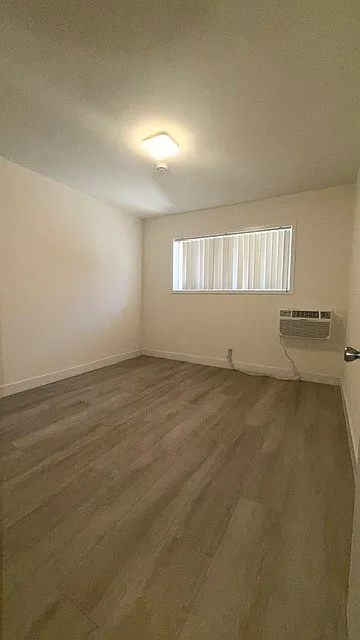 7245 Bakman Ave — Photo 4