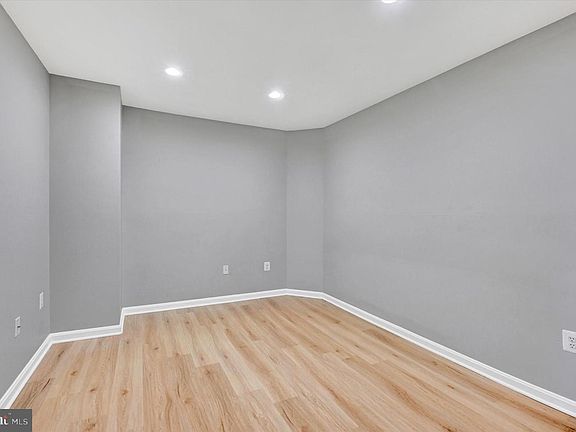 4th image of 4500 Chaucer Way Unit 403