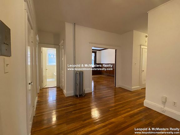 3rd image of 95 Winchester St #3